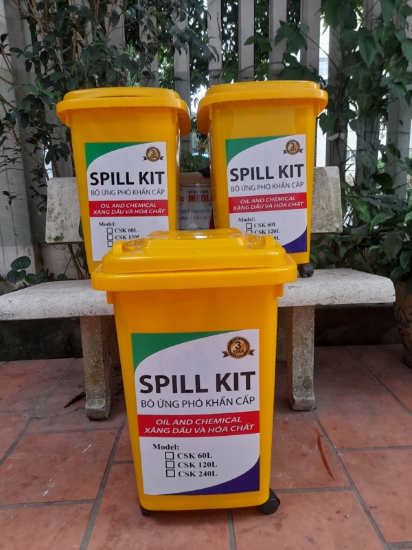 Oil spill kit 30L